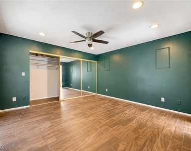 3143 Sonata Drive - Photo Thumbnail 7