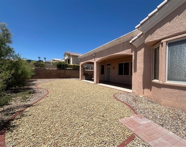 10717 Dover Creek Avenue - Photo Thumbnail 20
