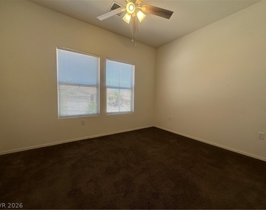 10717 Dover Creek Avenue - Photo Thumbnail 21