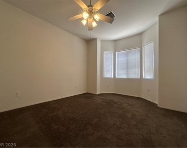 10717 Dover Creek Avenue - Photo Thumbnail 15