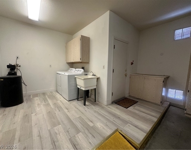 10717 Dover Creek Avenue - Photo Thumbnail 14