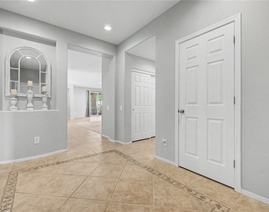 2774 Alnwick Court - Photo Thumbnail 5