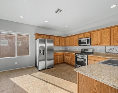 2774 Alnwick Court - Photo Thumbnail 13