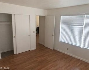 2008 Mesquite Lane - Photo Thumbnail 9