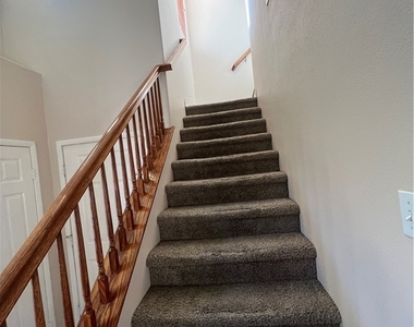 8829 Rising Creek Court - Photo Thumbnail 29
