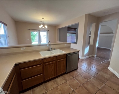 8829 Rising Creek Court - Photo Thumbnail 16