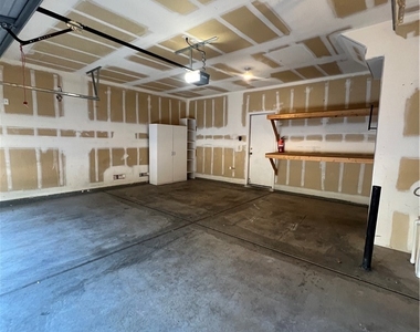 8829 Rising Creek Court - Photo Thumbnail 23
