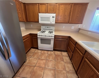 8829 Rising Creek Court - Photo Thumbnail 19