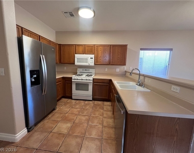 8829 Rising Creek Court - Photo Thumbnail 13