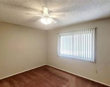 7123 Clearwater Avenue - Photo Thumbnail 6