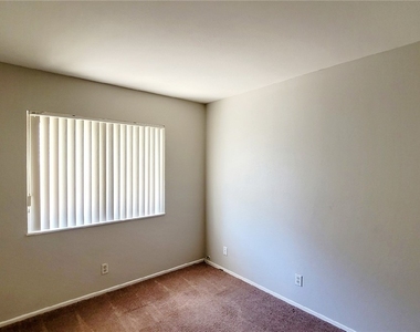 7123 Clearwater Avenue - Photo Thumbnail 9