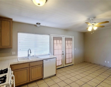7123 Clearwater Avenue - Photo Thumbnail 4