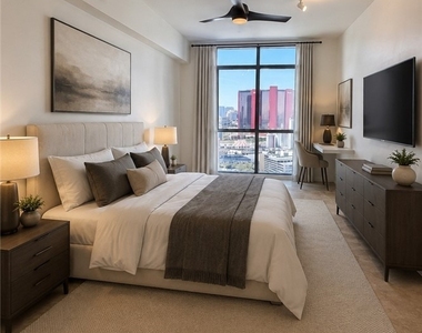 200 W Sahara Avenue - Photo Thumbnail 4