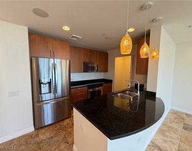 200 W Sahara Avenue - Photo Thumbnail 20