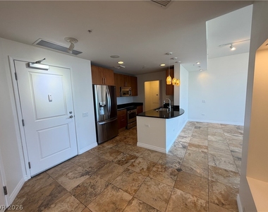 200 W Sahara Avenue - Photo Thumbnail 17