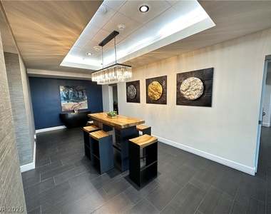 200 W Sahara Avenue - Photo Thumbnail 37