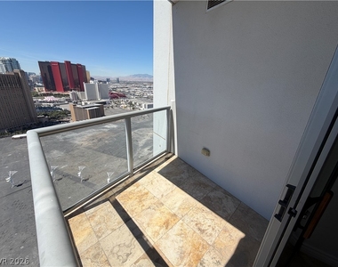 200 W Sahara Avenue - Photo Thumbnail 26