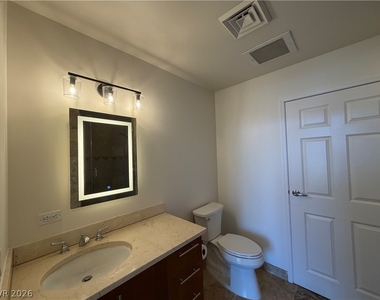 200 W Sahara Avenue - Photo Thumbnail 8