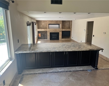 8225 Woodland Prairie Avenue - Photo Thumbnail 23