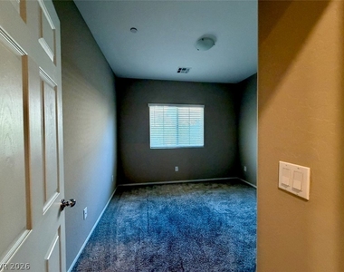 4536 Lafontaine Court - Photo Thumbnail 15