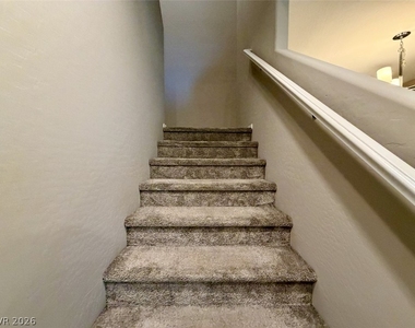 4536 Lafontaine Court - Photo Thumbnail 20