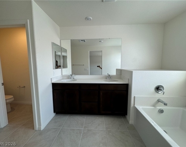 3655 Valpacos Lane - Photo Thumbnail 27