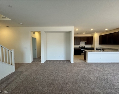 3655 Valpacos Lane - Photo Thumbnail 6