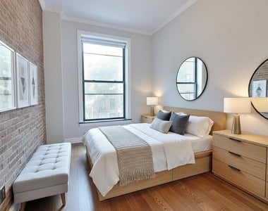 234 West 14th Street - Photo Thumbnail 1