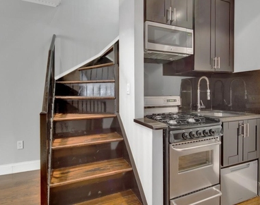 East 26th Street - Photo Thumbnail 6