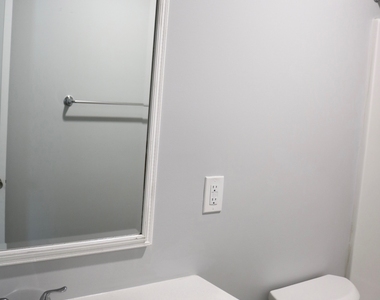 500 E 7th Street - Photo Thumbnail 10