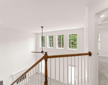 2137 Berryhill Circle Se - Photo Thumbnail 24