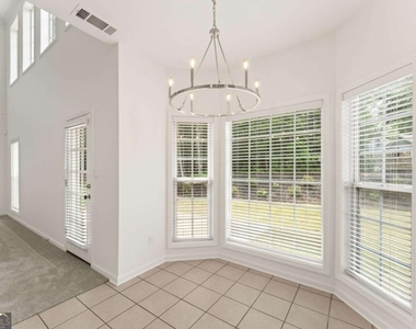 2137 Berryhill Circle Se - Photo Thumbnail 15