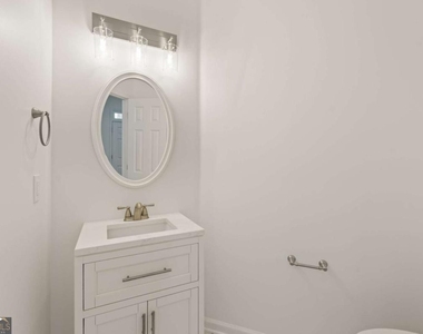 2137 Berryhill Circle Se - Photo Thumbnail 19