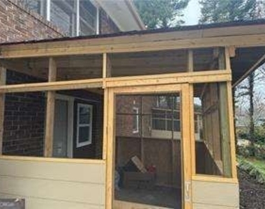 5971 Robin Hood Lane - Photo Thumbnail 10