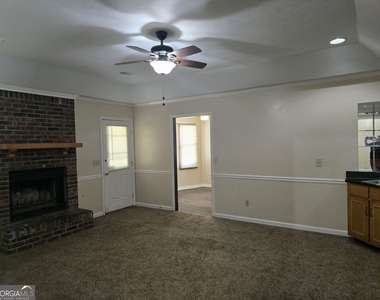 3347 Flintlock Drive - Photo Thumbnail 5