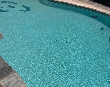 77 Taylortown Rd - Photo Thumbnail 3