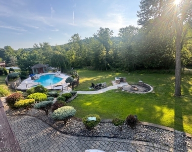 77 Taylortown Rd - Photo Thumbnail 21