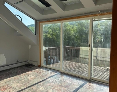 77 Taylortown Rd - Photo Thumbnail 18