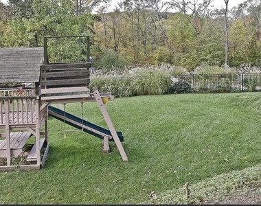 77 Taylortown Rd - Photo Thumbnail 7