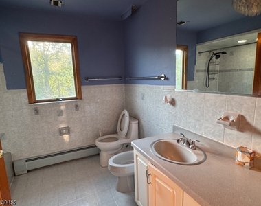 77 Taylortown Rd - Photo Thumbnail 31