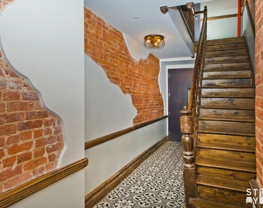 119 Grove Street - Photo Thumbnail 10