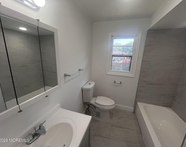 14 Wood Avenue - Photo Thumbnail 11
