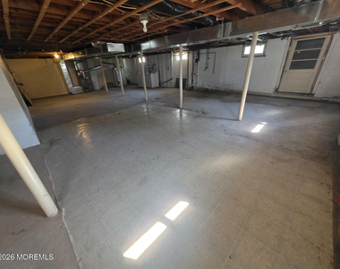 14 Wood Avenue - Photo Thumbnail 28