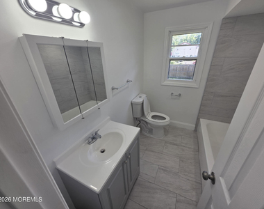 14 Wood Avenue - Photo Thumbnail 27