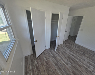14 Wood Avenue - Photo Thumbnail 25