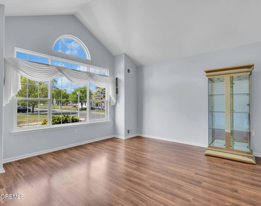 1 Evans Court - Photo Thumbnail 19