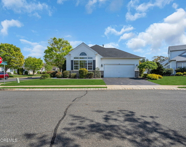 1 Evans Court - Photo Thumbnail 4