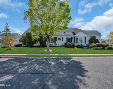 1 Evans Court - Photo Thumbnail 2