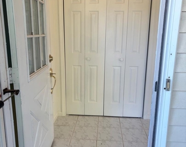 2 Elm Court - Photo Thumbnail 1