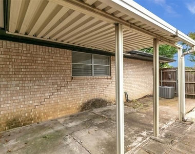 4908 Inverness Avenue - Photo Thumbnail 22